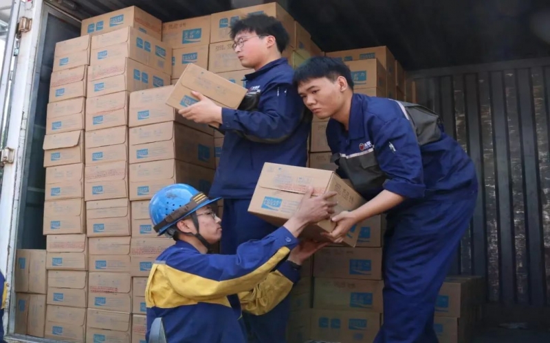 榮程鋼鐵集團(tuán)工會(huì)開(kāi)展夏日送清涼慰問(wèn)活動(dòng)