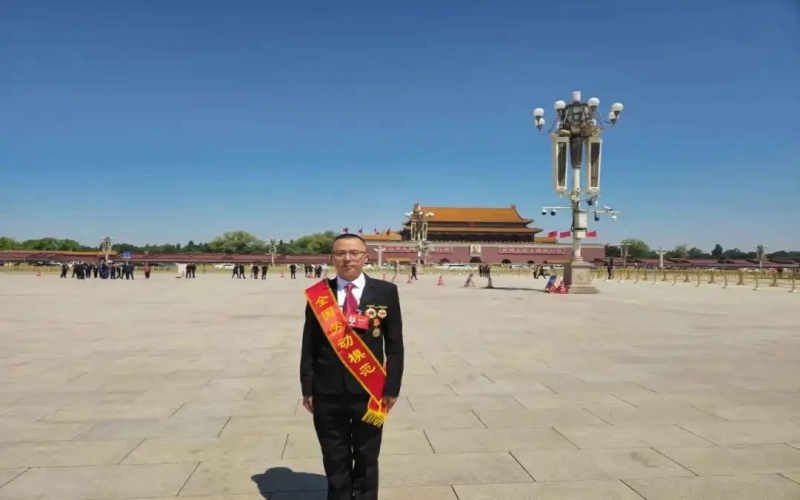 勞模故事｜“刀鋒舞者”20年！趙小東從一線工人煉成全國勞模