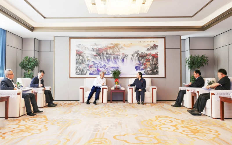 國網天津市電力公司董事長、黨委書記郭銘群深入榮程集團走訪調研